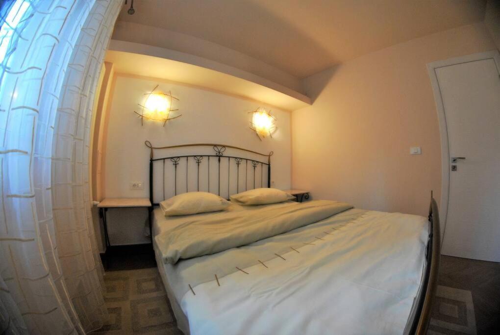 Modern & Central Apartment In North Of Bucarest Extérieur photo